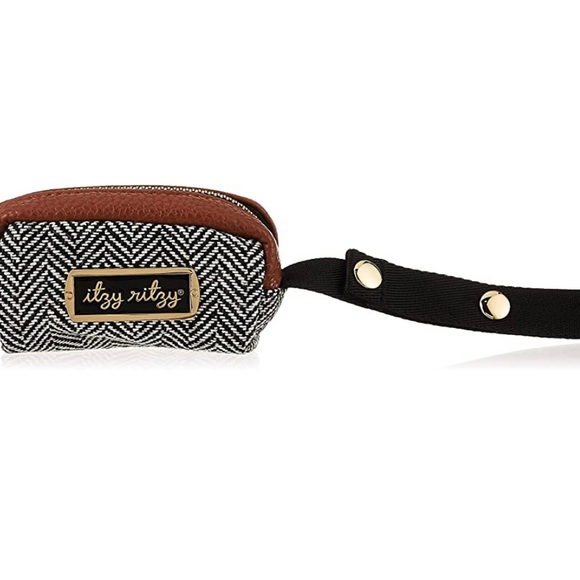 Itzy Ritzy Coffee & Cream Diaper Bag Set - Picture 5 of 6